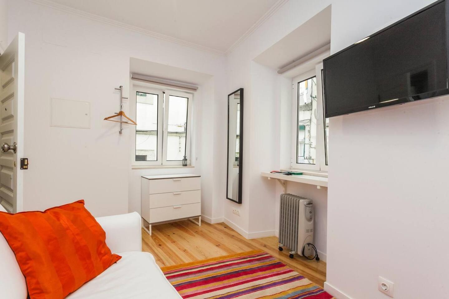 Whome Hidden Gem In Alfama Perfect To Explore Lisabona Exterior foto
